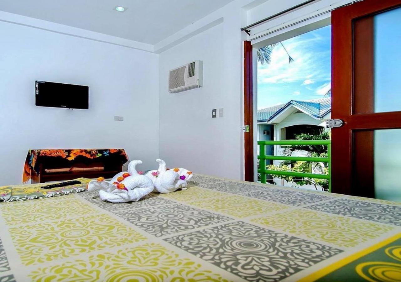 Reddoorz Plus @ Secret Garden Boracay Balabag  Экстерьер фото