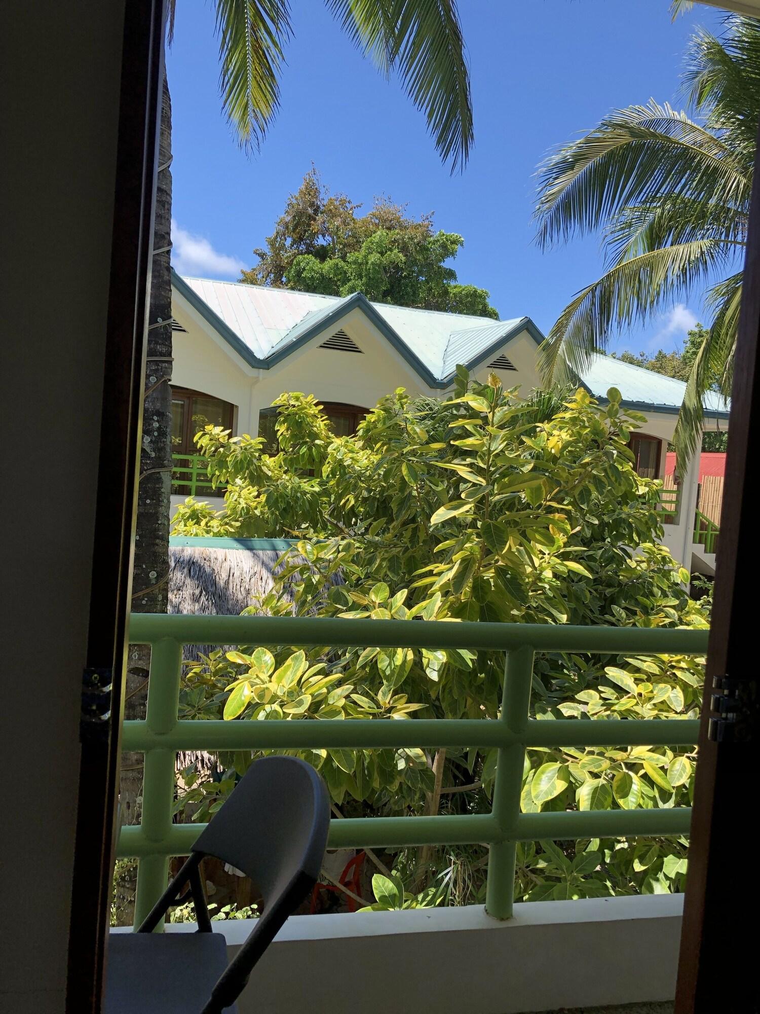 Reddoorz Plus @ Secret Garden Boracay Balabag  Экстерьер фото