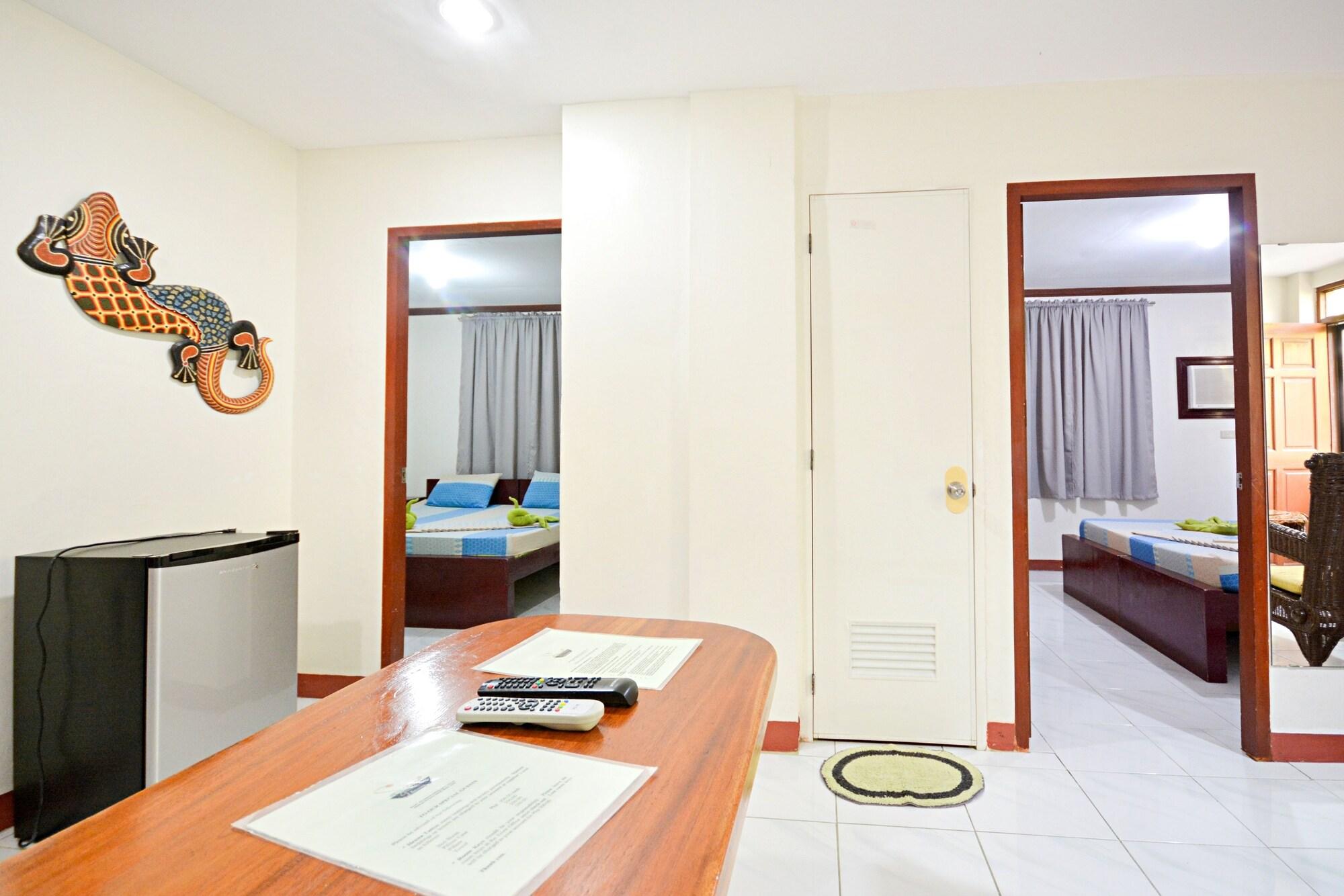 Reddoorz Plus @ Secret Garden Boracay Balabag  Экстерьер фото